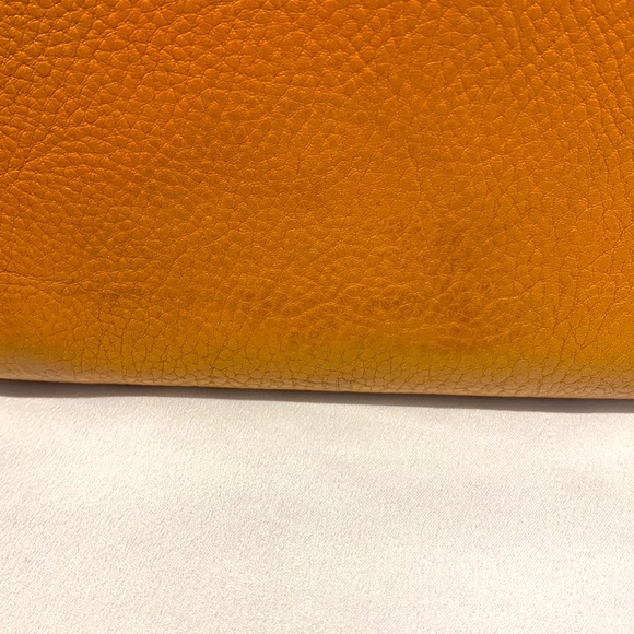 Authentic DKNY leather wallet - Picture 3 of 8
